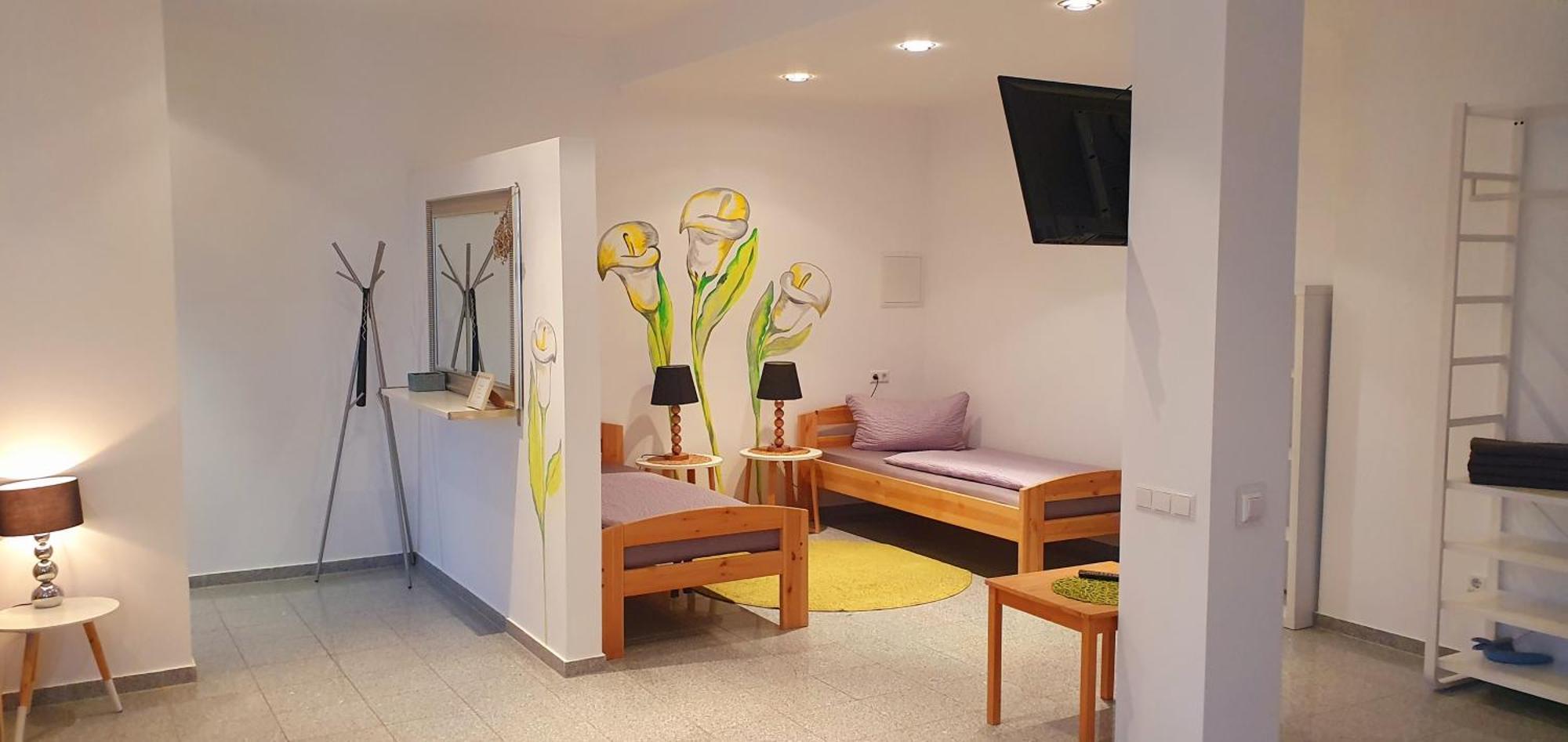 Gaesteappartements Bierfaessl Sinsheim Pokoj fotografie